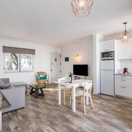 Patrick - Balaia Apartment